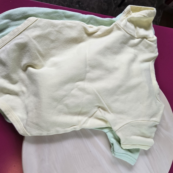 Baby Wear 6 To 9 Months  Green & Yellow - Picture 7 of 7